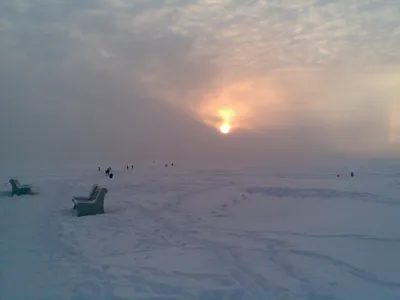 Фотография зимнего чуда: Финский залив в разных оттенках