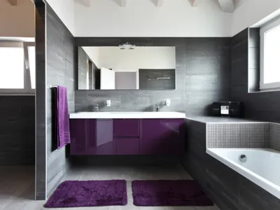 Фото Фиолетовой ванной комнаты в 4K разрешении