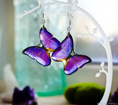 Картинка с уникальными фиолетовыми бабочками для вдохновения