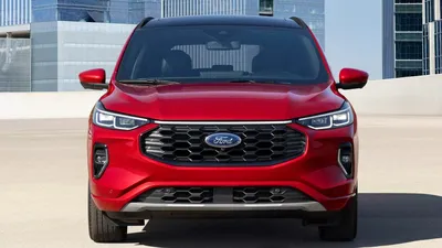 Фото Ford Escape 2023 в лесу