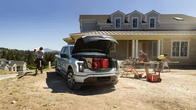 Скачать бесплатно изображения Ford F-150 Lightning 2023