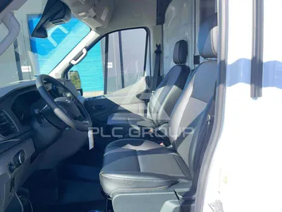 Новейшие фото Ford Transit Cargo Van 2023