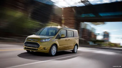 Фото Ford Transit Connect Wagon 2023 в движении