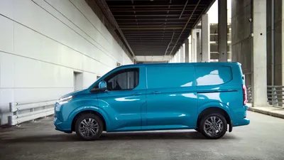 Изображения Ford Transit Crew Van 2023 для маркетинга