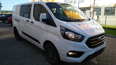 Высококачественные изображения Ford Transit Crew Van 2023