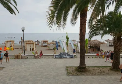 Фотоальбом с незабываемыми моментами на пляже Гагры