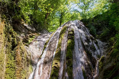 Разрушительная сила и красота: Гебиусские водопады на фото