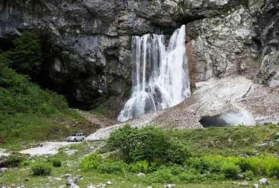 Бесплатные фоны Гегского водопада Абхазии в хорошем качестве 