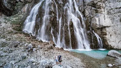 Искусство капли - захватывающая картина Гегского водопада