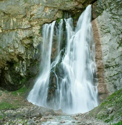 Изображение Гегского водопада для настоящих ценителей природы