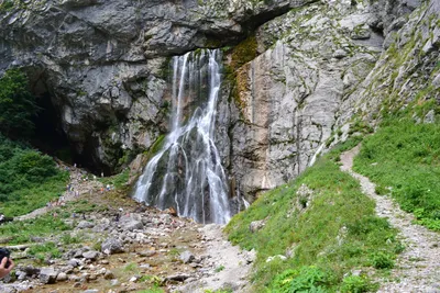Фото Гегского водопада с возможностью выбора размера