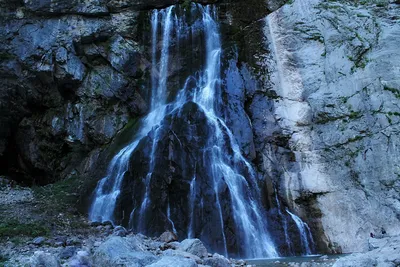 Фотография Гегского водопада, обеспечивающая эмоциональное взаимодействие