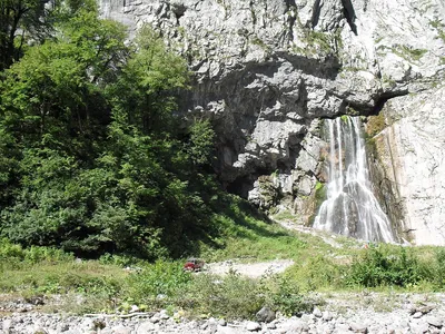 Гегский водопад: фото, дарящее ощущение погружения в мир природы