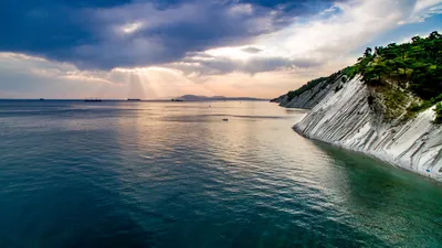 Ослепительные воды Черного моря: Загляните в мир Геленджика!