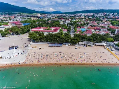 Фотографии пляжа в Геленджике на 2024 год: самые красивые