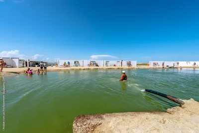 Фото Генического пляжа в закате