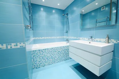 Фото голубой ванной комнаты в формате JPG, PNG, WebP
