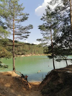 Фотка голубых озер Черниговщины: красивые обои на телефон в HD качестве