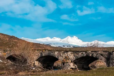 Фотография горы Арагац в хорошем качестве