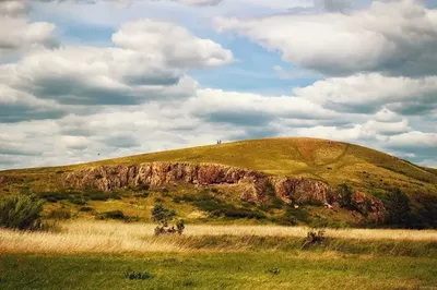 Впечатляющие горные вершины Горы Аркаим