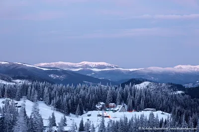 Прикоснитесь к облакам на вершине Горы драгобрат