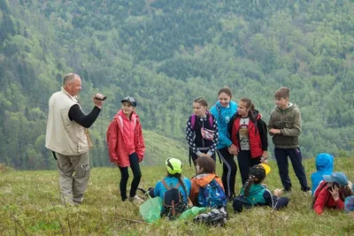 Величественная Гора Парашка в объятиях природы