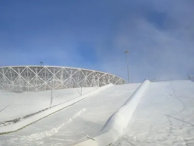 Горка из снега: зимние впечатления на фото