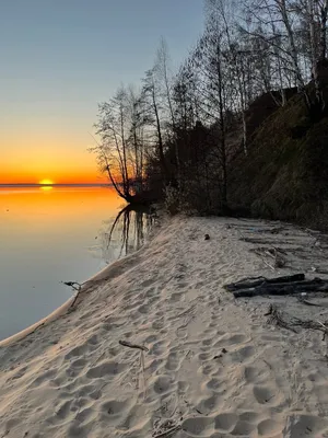 Прибойная зона: мощные прибойные волны на Горьковском море