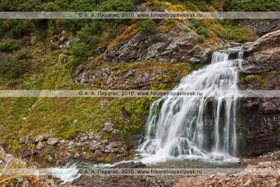 Фотк горного водопада