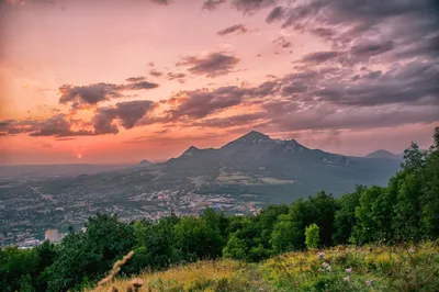 Гора Бештау в ярких красках: фото на любой вкус