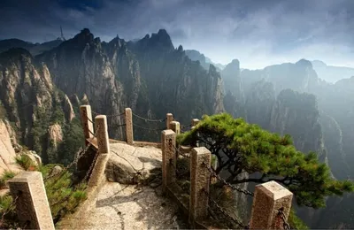 Природные чудеса Гор Хуаншань: HD фото для скачивания