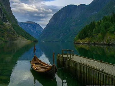 Потрясающие фото гор Норвегии в HD качестве