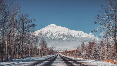 Путешествие в снежные вершины: фотографии горы во время зимы