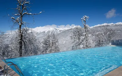 Красочные картинки гор Сочи: бесплатно скачивайте и наслаждайтесь прекрасными пейзажами