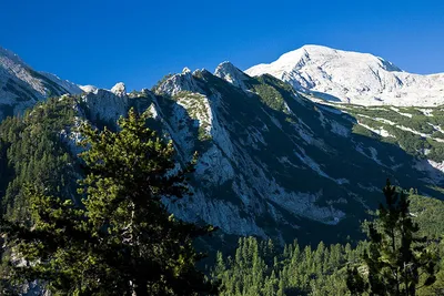 Величие болгарских гор: красивые обои для рабочего стола