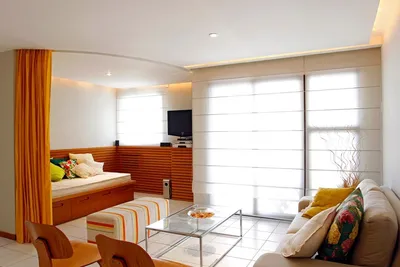 Лучшие решения для небольших комнат: Спальня на 16 кв м в фокусе