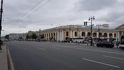 Историческое наследие Гостиного двора Санкт-Петербурга на фото