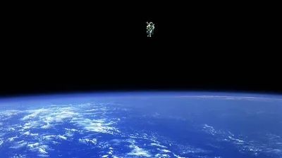 Уникальные кадры из самого реалистичного фильма о космосе (фото)