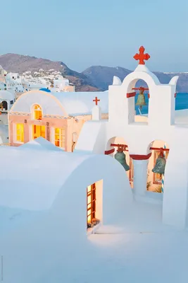 Зимние моменты в Греции: фотографии различных размеров для скачивания.