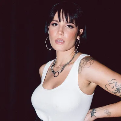 Halsey: новые фотки с выбором формата и размера