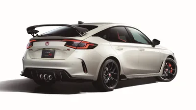 Свежие кадры Honda Civic Type R 2023: выбирайте формат