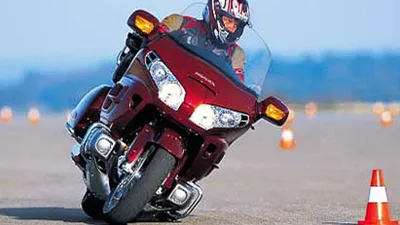 Honda Goldwing GL-1800  фото