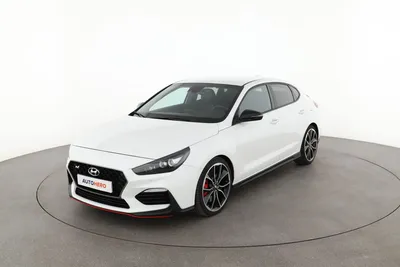 Hyundai i30 N Fastback 2023: фото салона