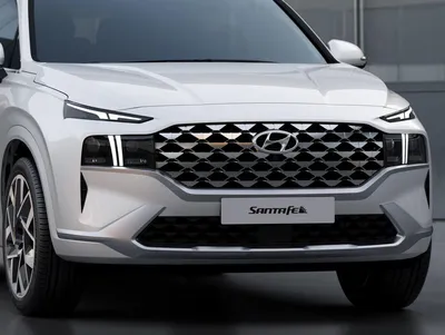 Hyundai Santa Fe 2023 на фото в горах