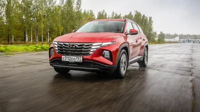 Hyundai Tucson Hybrid 2023 на профессиональных фото