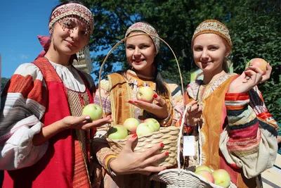 Уникальные снимки Яблочного Спаса: праздничная магия на фото