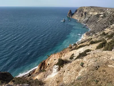 Прикоснитесь к красоте Яшмового пляжа через фотографии