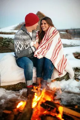 Любовь под снежком: фотографии для пары