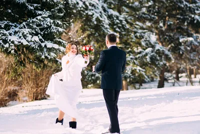 Зимние свадебные моменты в фотографиях