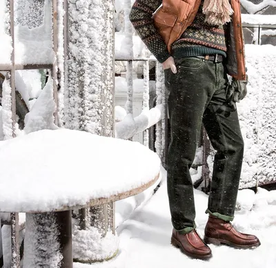 Зимний фотоколлаж: Парни и колоритные моменты в зимних красках